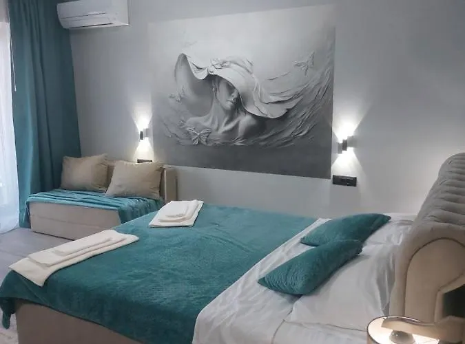 C&m By Zora * Năvodari