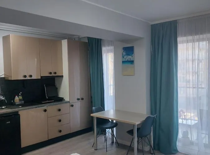 C&m By Zora Apartamento