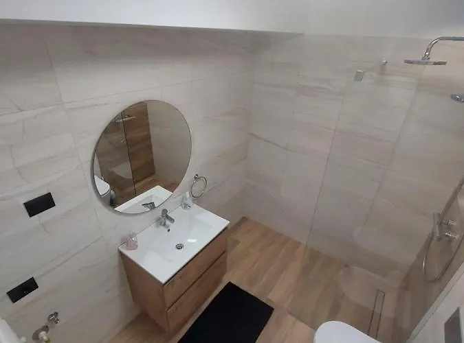 C&m By Zora Apartamento