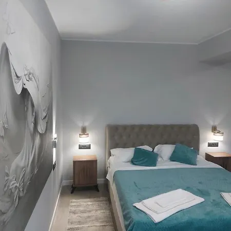 Apartament C&m By Zora Năvodari
