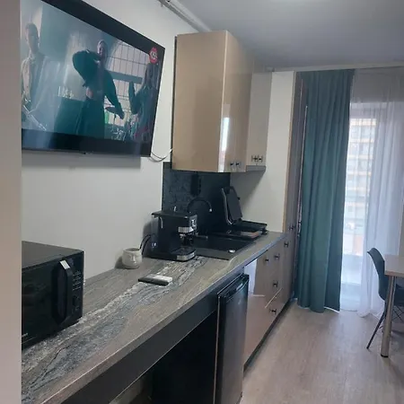 Apartament C&m By Zora Năvodari