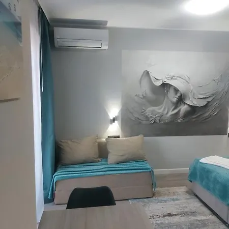 C&m By Zora Appartement