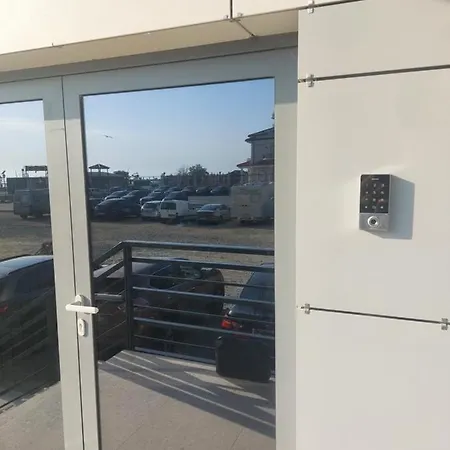 C&m By Zora Appartement Năvodari