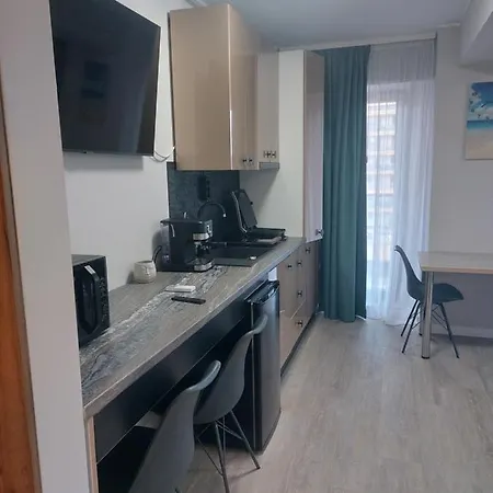 Apartament C&m By Zora Năvodari