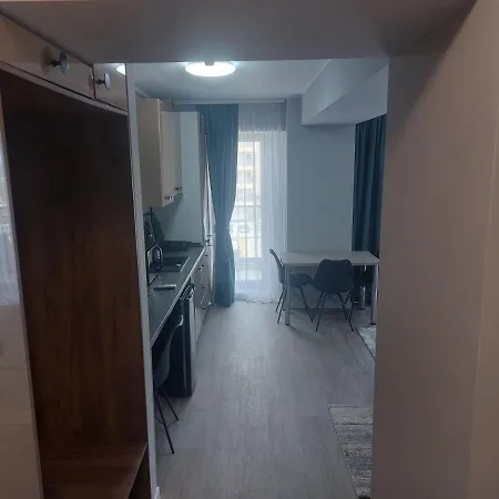 C&m By Zora Apartament *