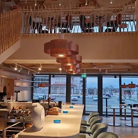 C&m By Zora Apartament *